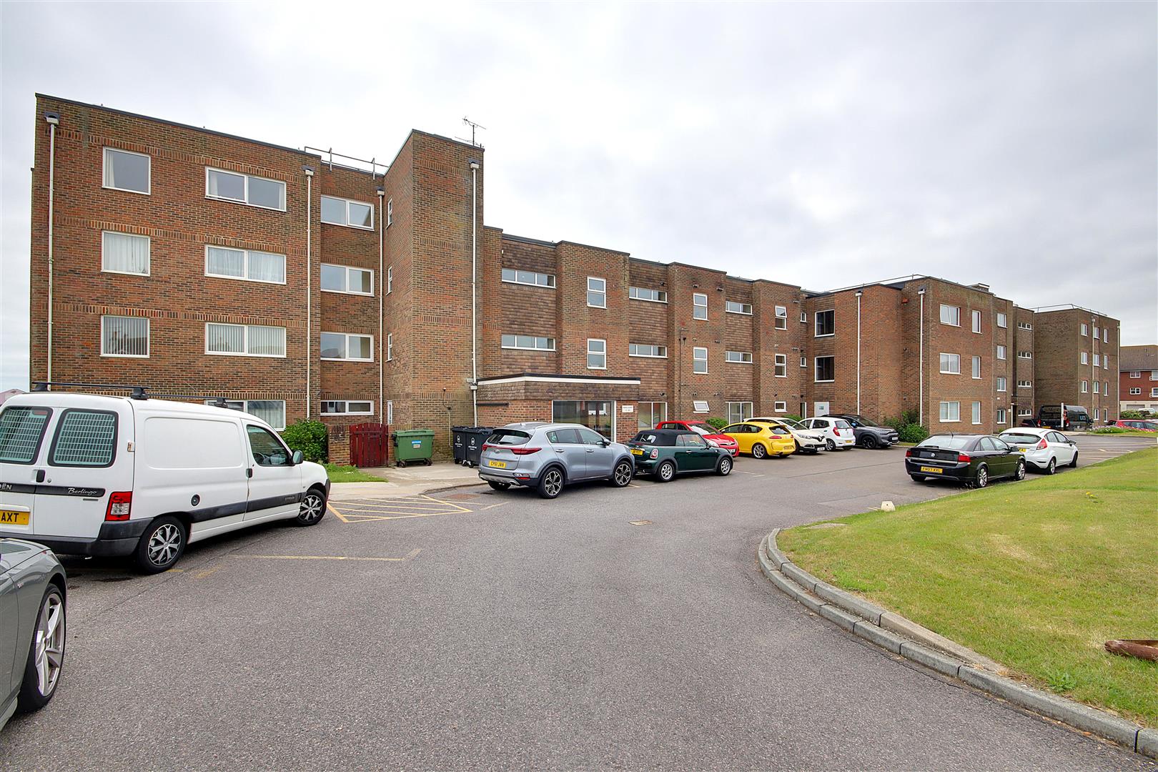 House Share | Brighton Road, Lancing, BN15 | To Let